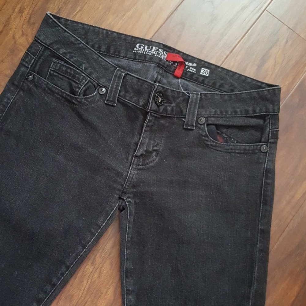 Black Guess jeans